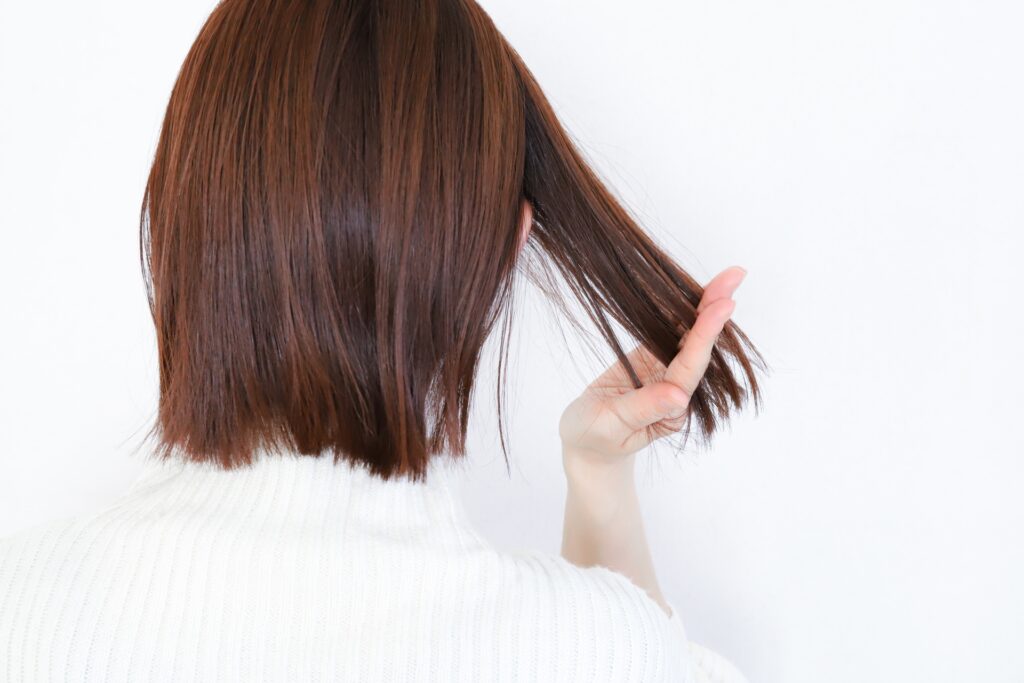 ボブヘアが広がる原因は？広がりを抑えるポイントや覚えておきたいヘアケア習慣について紹介│美容情報サイト Beauty Web(ビューティーウェブ)