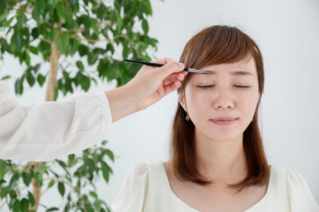 眉毛の失敗を徹底解説！正しい直し方と美眉の作り方│美容情報サイト Beauty Web(ビューティーウェブ)