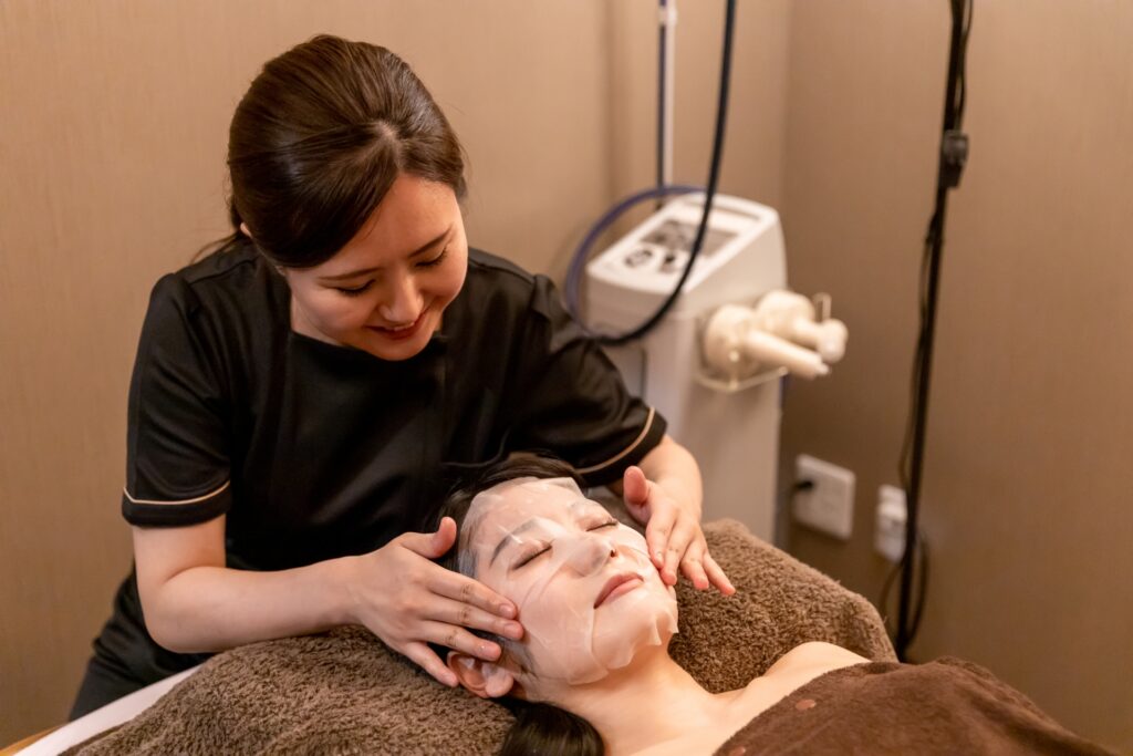 毛穴洗浄エステの効果とは?何回通えば理想の肌に?│美容情報サイト Beauty Web(ビューティーウェブ)