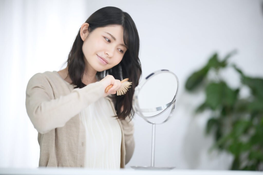 ヘアミルクとヘアオイルの併用は可能?使い方や違いについて徹底解説│美容情報サイト Beauty Web(ビューティーウェブ)