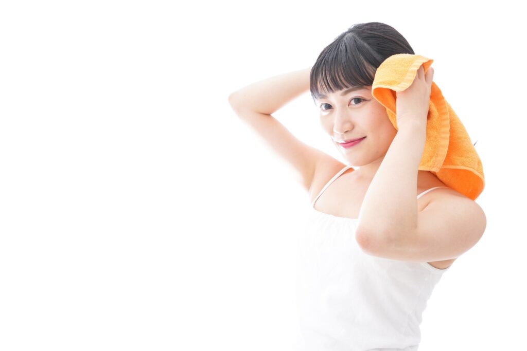 ヘアカラーの色持ちを劇的に伸ばす!退色を防ぐプロの秘訣と日常ケア術│美容情報サイト Beauty Web(ビューティーウェブ)