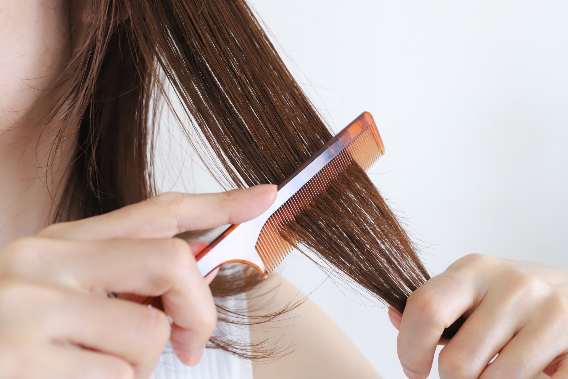 髪の毛の絡まりがひどい！絡まる原因と対策について│美容情報サイト Beauty Web(ビューティーウェブ)