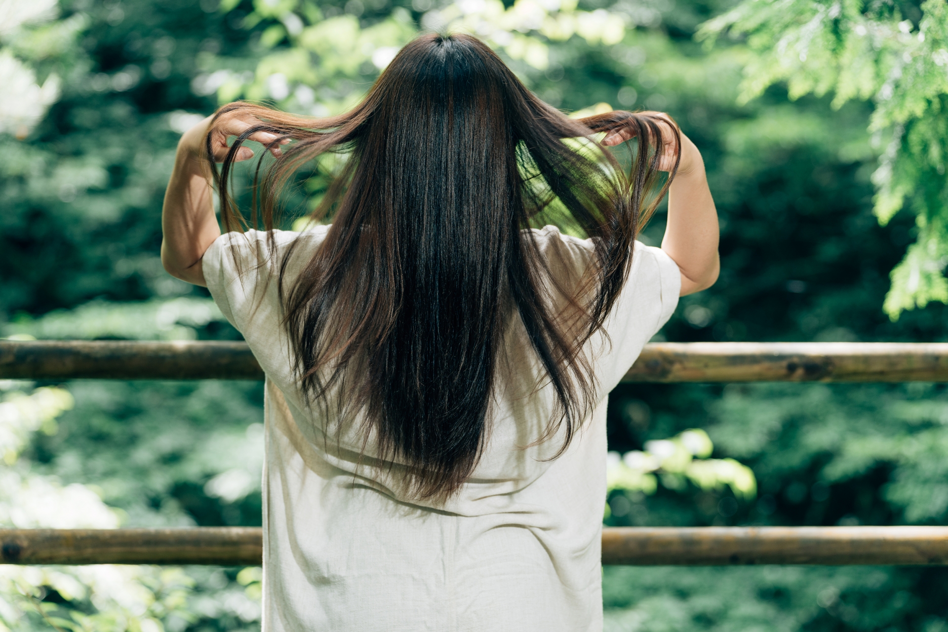 髪質改善トリートメントでダメージヘアを美艶髪へ｜女性が知っておくべき最新ケア術│美容情報サイト Beauty Web(ビューティーウェブ)