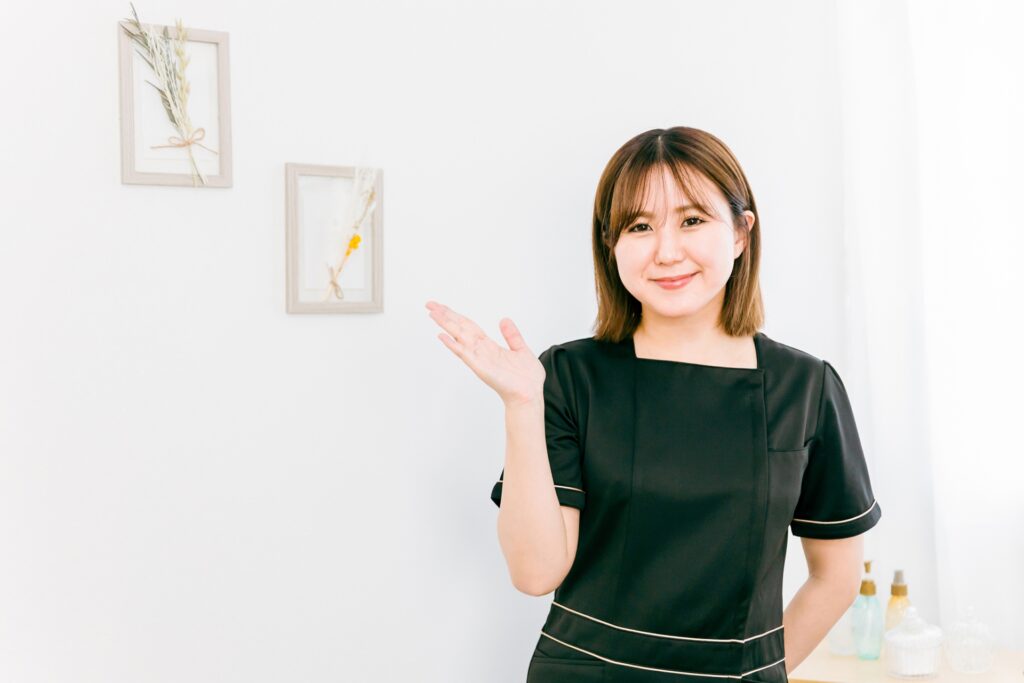 ネイルサロンはケアだけでも行ける?セルフケアとの違いや気になる疑問を解説│美容情報サイト Beauty Web(ビューティーウェブ)