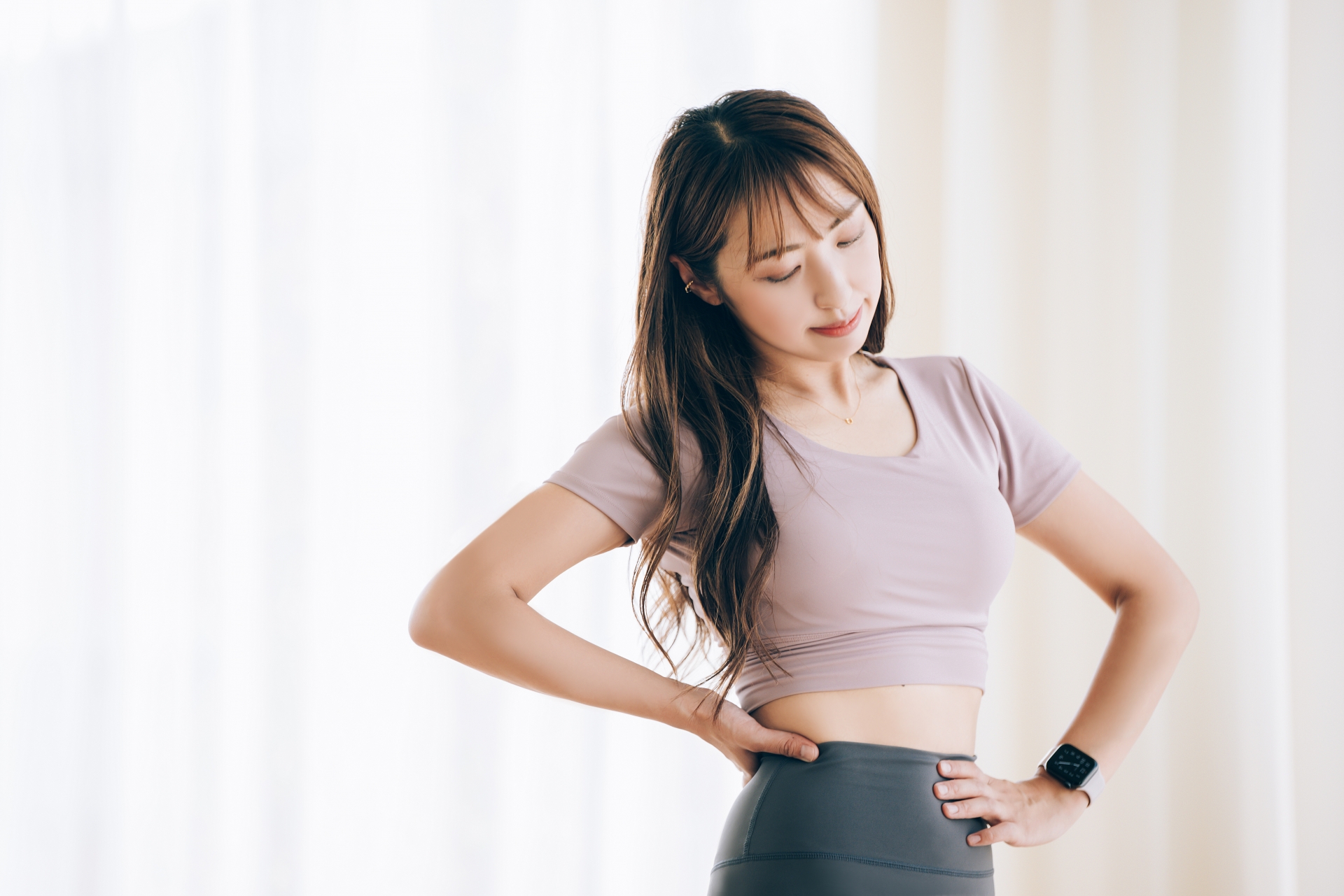骨盤の歪みは生活習慣が引き起こしている！原因や見直したい生活習慣について解説│美容情報サイト Beauty Web(ビューティーウェブ)