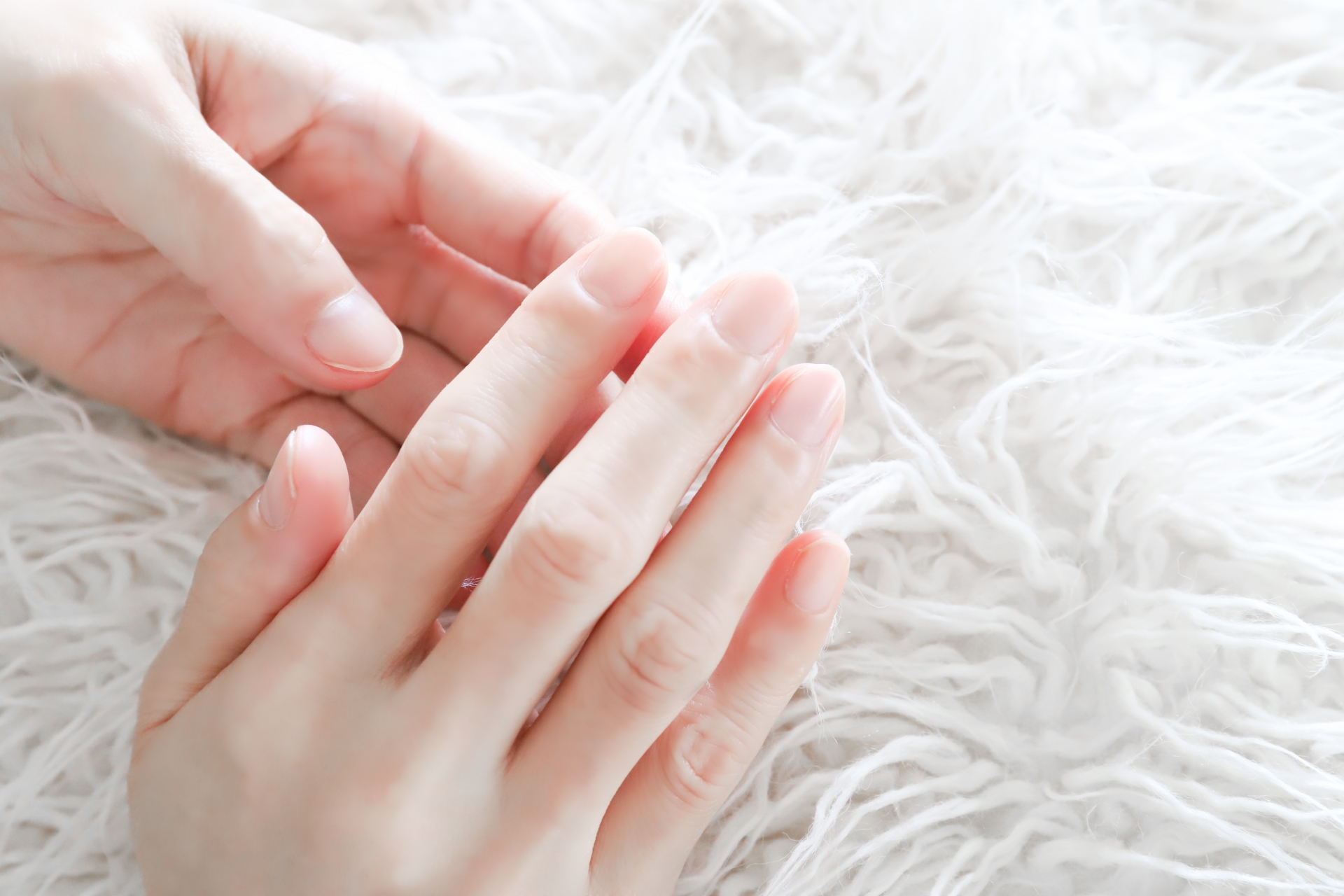 ネイルケアを自分で行うのは簡単？健康的な爪のために意識すること│美容情報サイト Beauty Web(ビューティーウェブ)