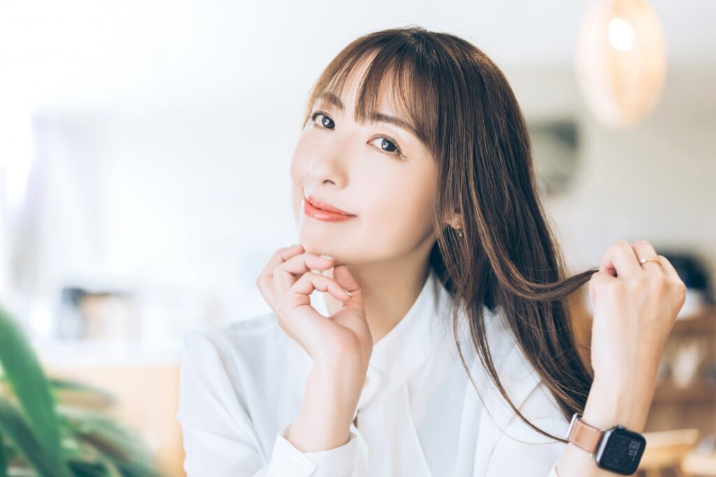 髪の毛の伸ばしかけ期間を乗り切る方法は？長さ別のアレンジ方法を解説│美容情報サイト Beauty Web(ビューティーウェブ)