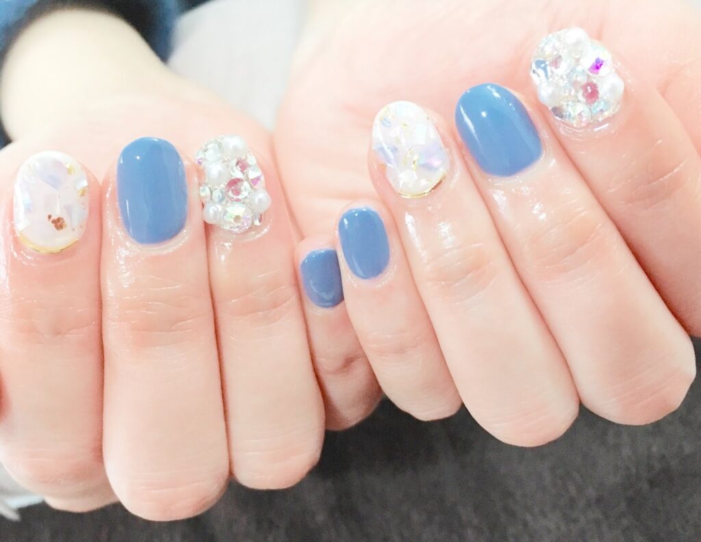 ショートネイルでも可愛く見せる方法!可愛くするコツ&似合うカラーを紹介│美容情報サイト Beauty Web(ビューティーウェブ)