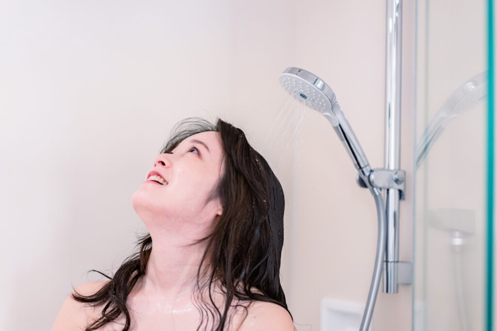 くせ毛シャンプーの選び方！期待できる効果やケア方法について│美容情報サイト Beauty Web(ビューティーウェブ)