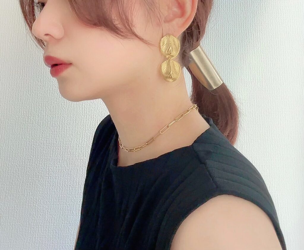 簡単にヘアセットできる方法！不器用な人でも可愛く仕上がるコツを解説│美容情報サイト Beauty Web(ビューティーウェブ)