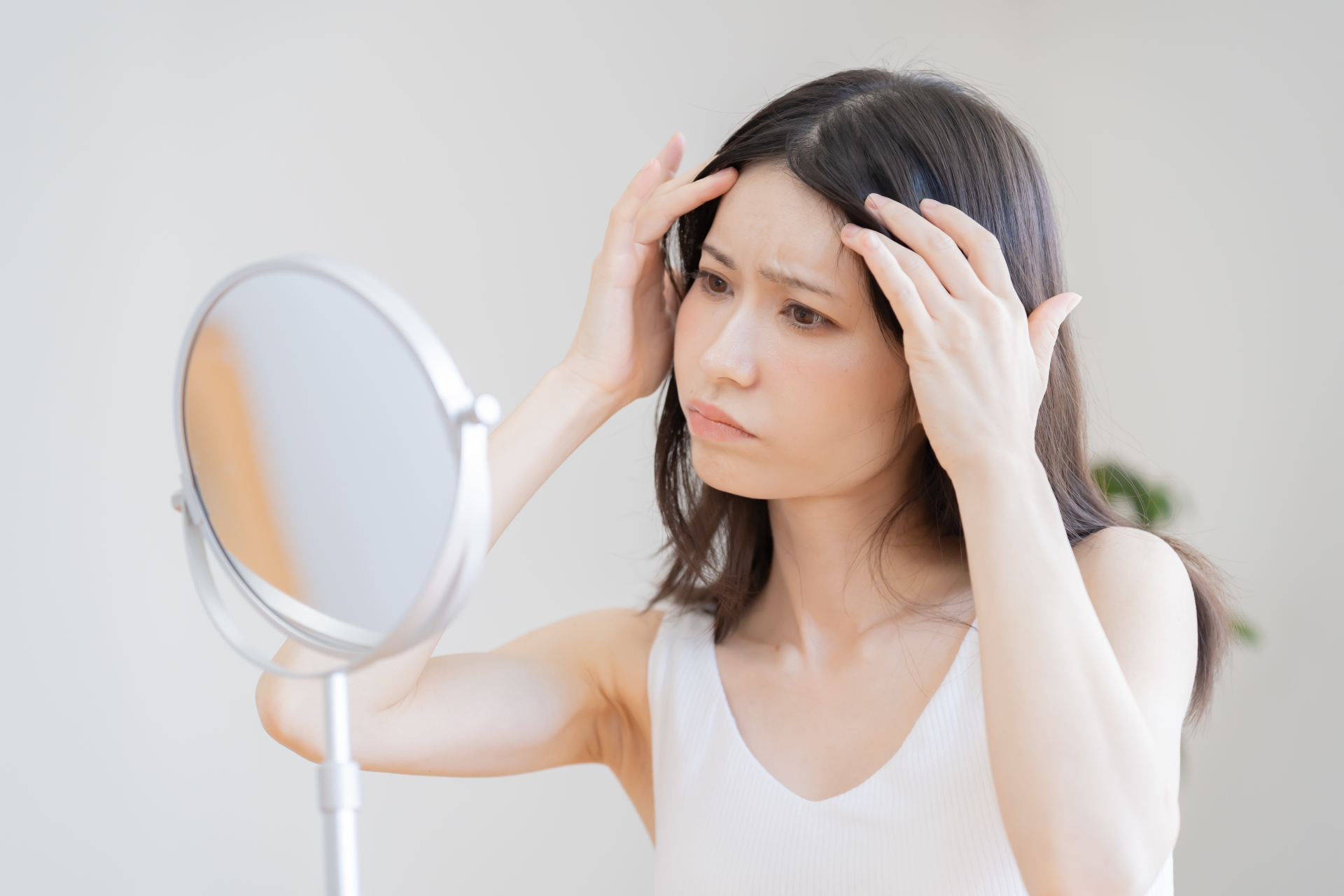 くせ毛シャンプーの選び方！期待できる効果やケア方法について│美容情報サイト Beauty Web(ビューティーウェブ)