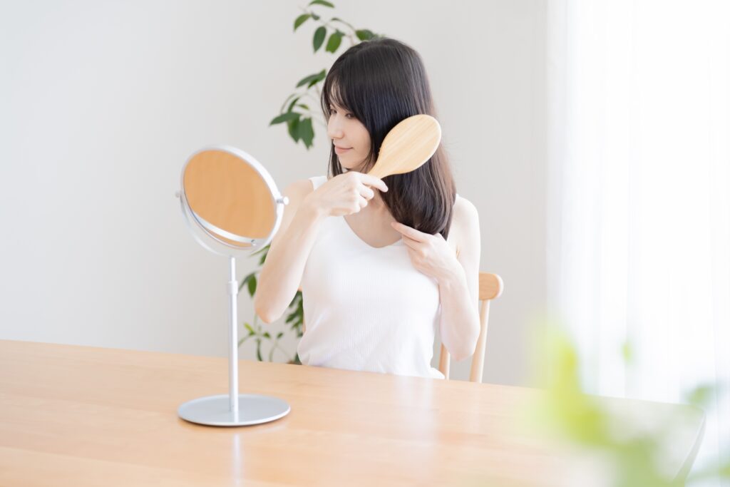 髪の毛の絡まりがひどい!絡まる原因と対策について│美容情報サイト Beauty Web(ビューティーウェブ)