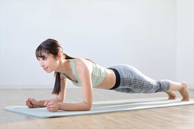 ダイエット中の筋トレ時間の目安は？効果的な時間帯と合わせて解説│美容情報サイト Beauty Web(ビューティーウェブ)