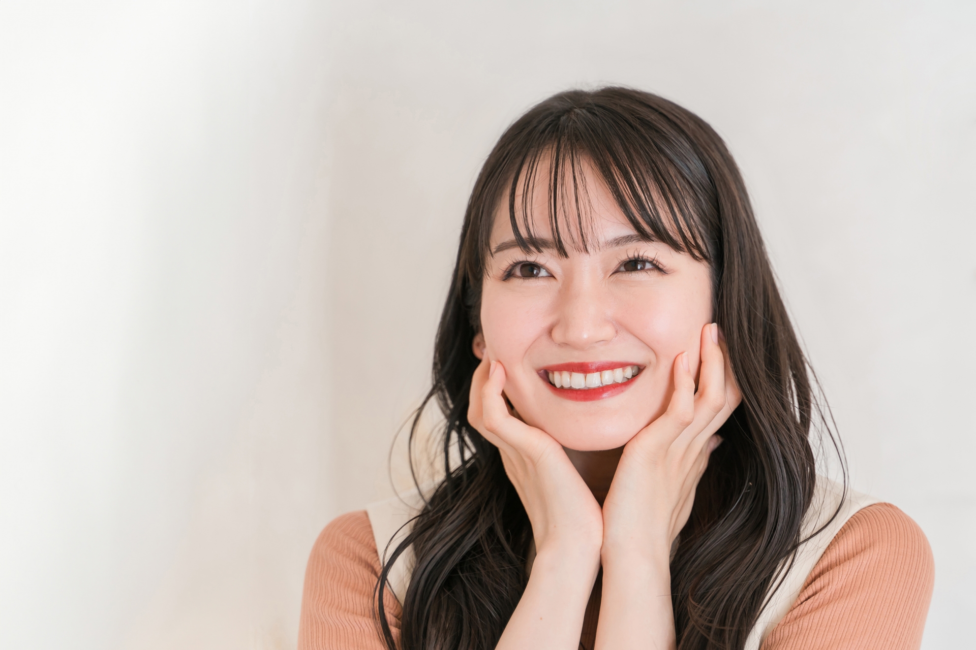 コントロールカラーでなりたい肌になる！使い方のコツや選び方について解説│美容情報サイト Beauty Web(ビューティーウェブ)
