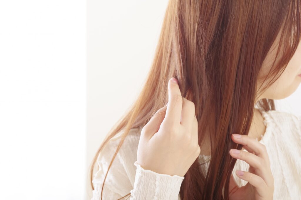 髪を洗ってないのはバレる?バレる原因やごまかす方法について紹介│美容情報サイト Beauty Web(ビューティーウェブ)