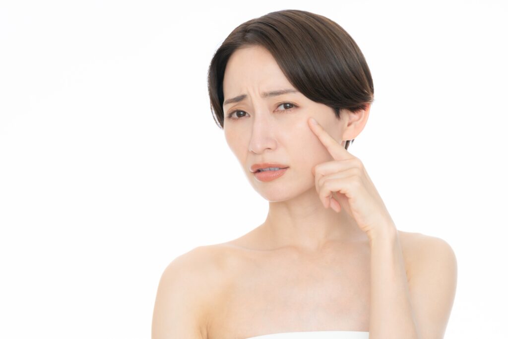 【決定版】メイク直しの持ち運びアイテム!世代別おすすめと厳選テクニック│美容情報サイト Beauty Web(ビューティーウェブ)