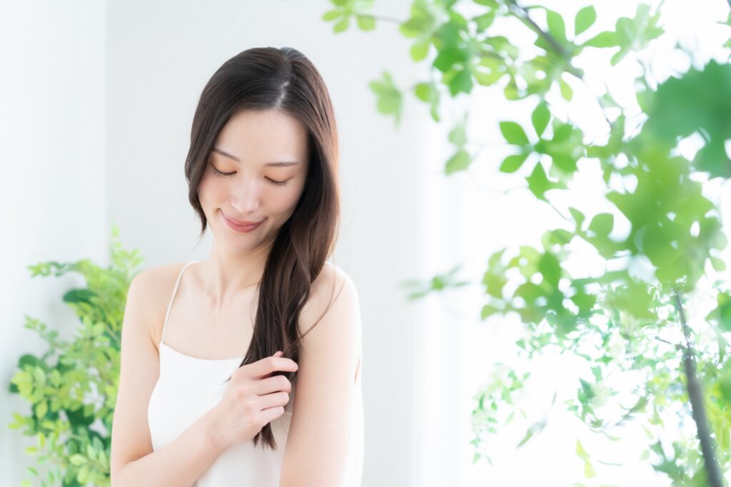 髪質改善トリートメントでダメージヘアを美艶髪へ｜女性が知っておくべき最新ケア術│美容情報サイト Beauty Web(ビューティーウェブ)