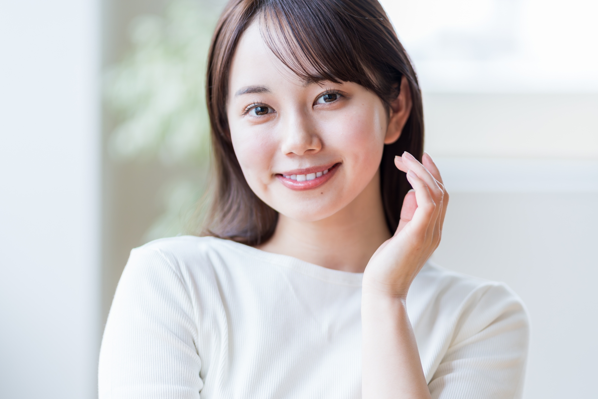 顔脱毛エステや産毛処理で素肌の魅力が変わる新常識│美容情報サイト Beauty Web(ビューティーウェブ)