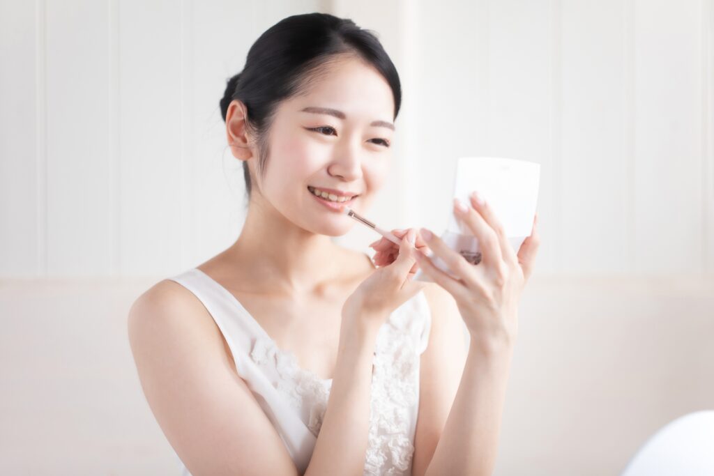 唇ケアのポイントは?ケア方法や乾燥の原因について解説│美容情報サイト Beauty Web(ビューティーウェブ)