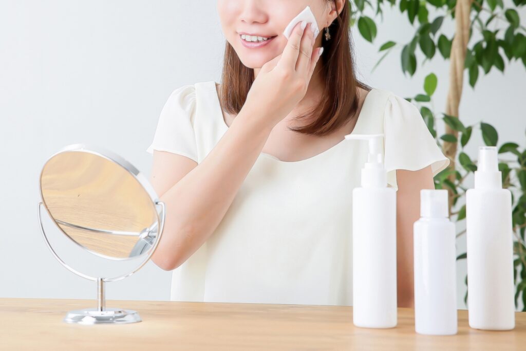 顔の産毛処理の正しい方法|透明感と化粧ノリを手に入れる秘訣│美容情報サイト Beauty Web(ビューティーウェブ)