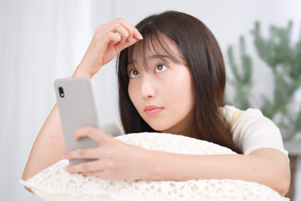 汗かきでも崩れない髪型の工夫|湿気・皮脂に負けない快適スタイルの選び方│美容情報サイト Beauty Web(ビューティーウェブ)