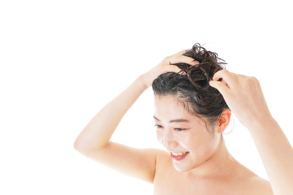 日焼け後のヘアケア完全ガイド|傷んだ髪を回復させる方法│美容情報サイト Beauty Web(ビューティーウェブ)
