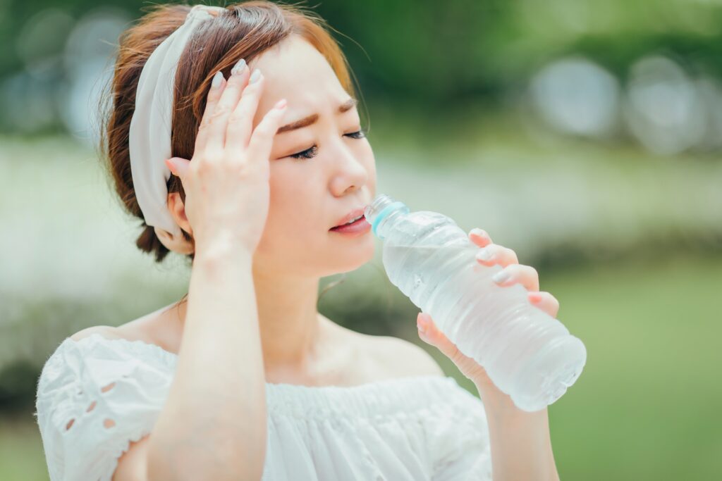 汗かきでも崩れない髪型の工夫|湿気・皮脂に負けない快適スタイルの選び方│美容情報サイト Beauty Web(ビューティーウェブ)