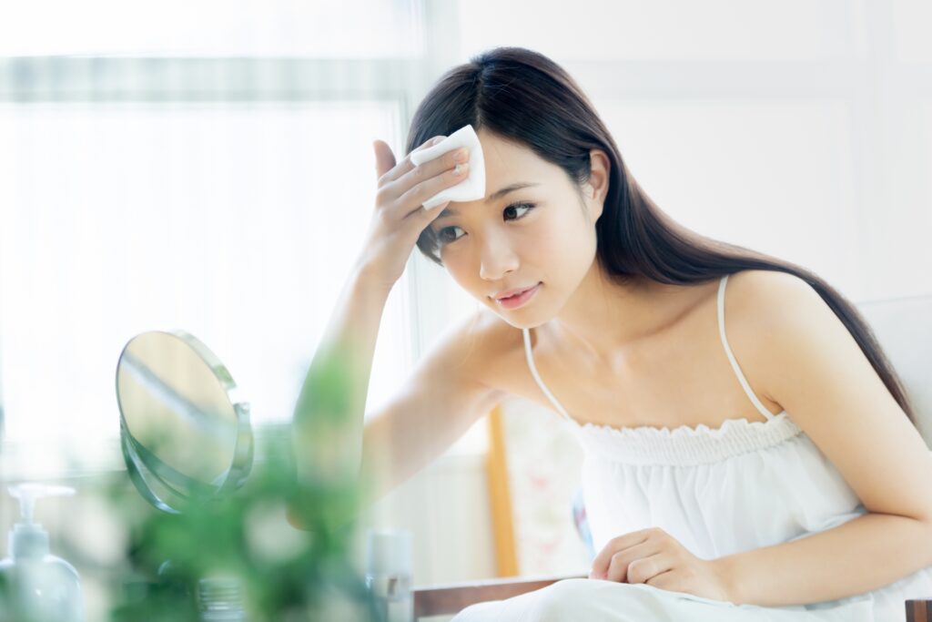 化粧水や乳液が原因?メイク崩れを防ぐ正しいスキンケア方法│美容情報サイト Beauty Web(ビューティーウェブ)