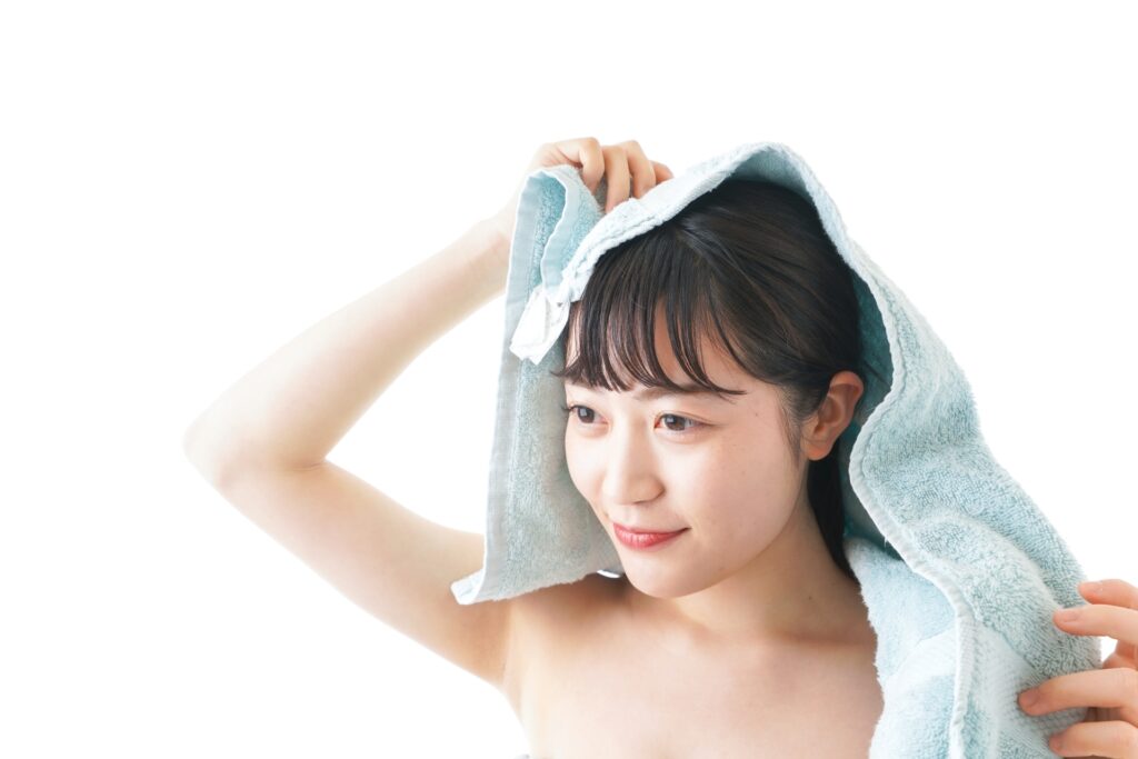 髪のパサパサを改善する方法｜原因と正しいケアで美髪を目指す│美容情報サイト Beauty Web(ビューティーウェブ)