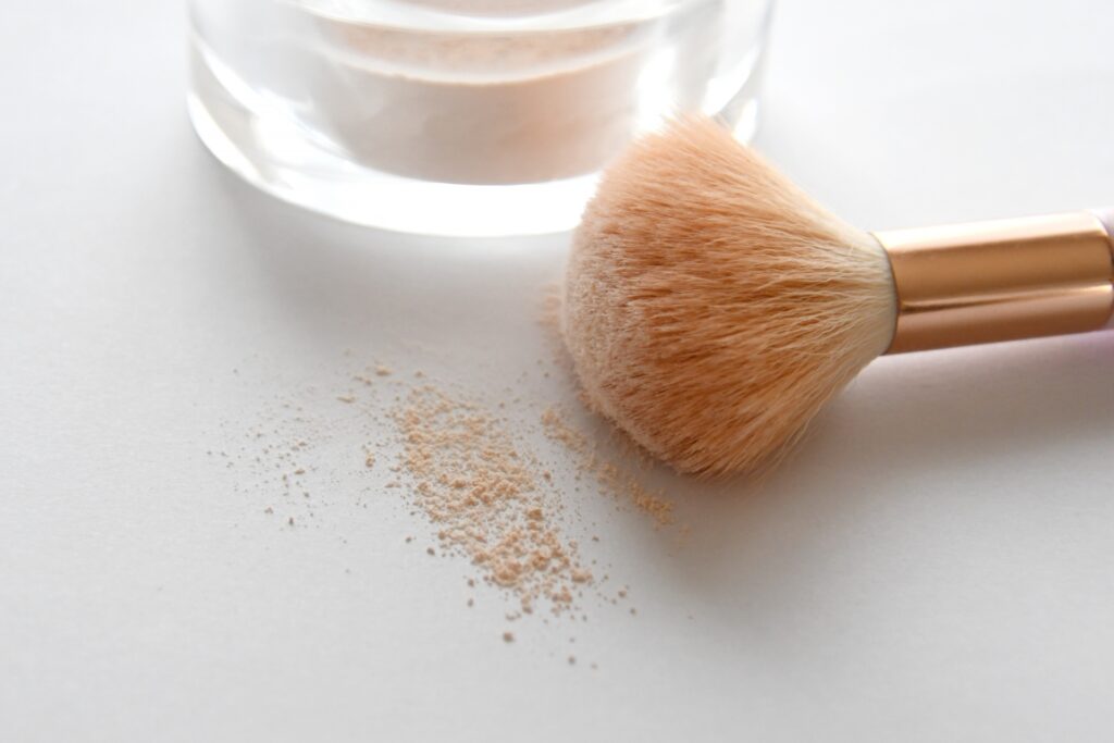 メイクの仕上げを格上げするテクニック|美しさを長持ちさせるプロのコツ│美容情報サイト Beauty Web(ビューティーウェブ)