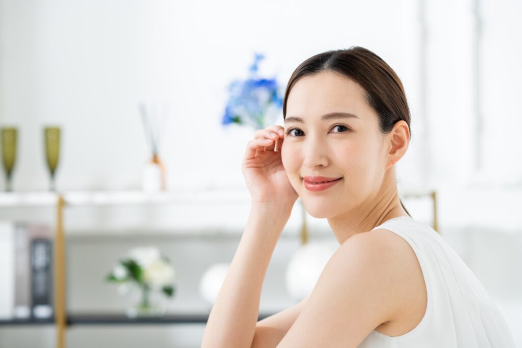 若く見えるメイクのポイント｜自然な若見えを叶える美人印象のつくり方│美容情報サイト Beauty Web(ビューティーウェブ)