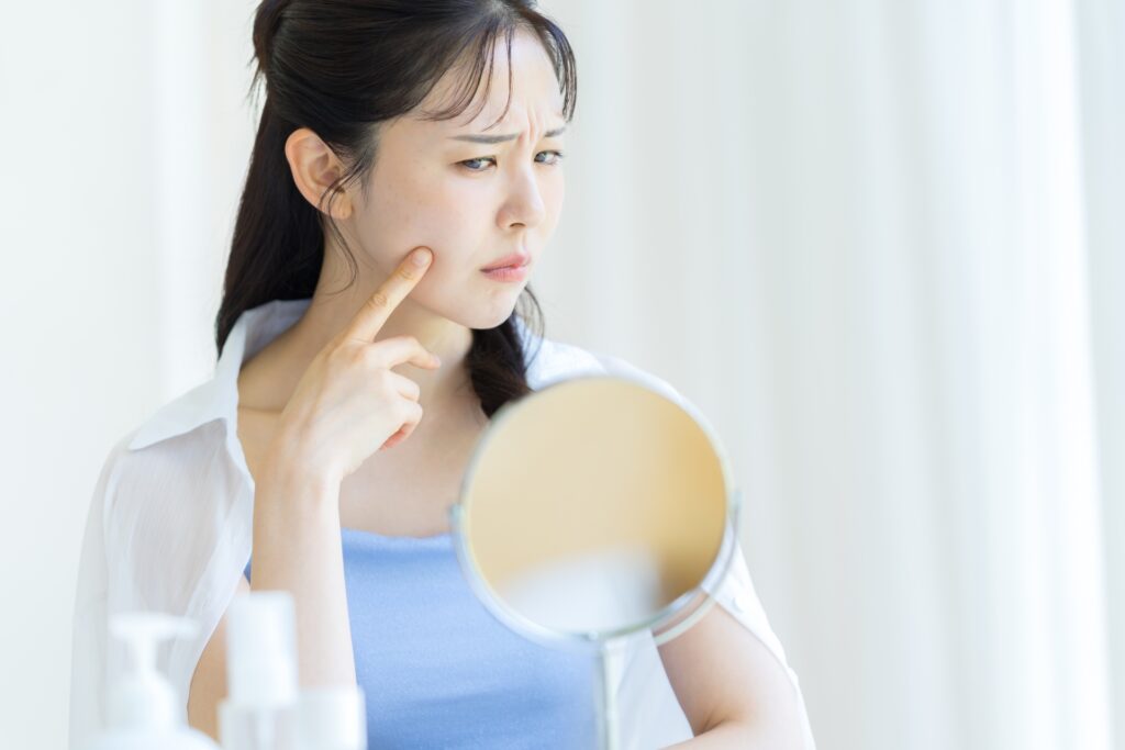 混合肌(インナードライ)のスキンケア方法|Tゾーンのテカリと頬の乾燥を同時にケアするコツ│美容情報サイト Beauty Web(ビューティーウェブ)