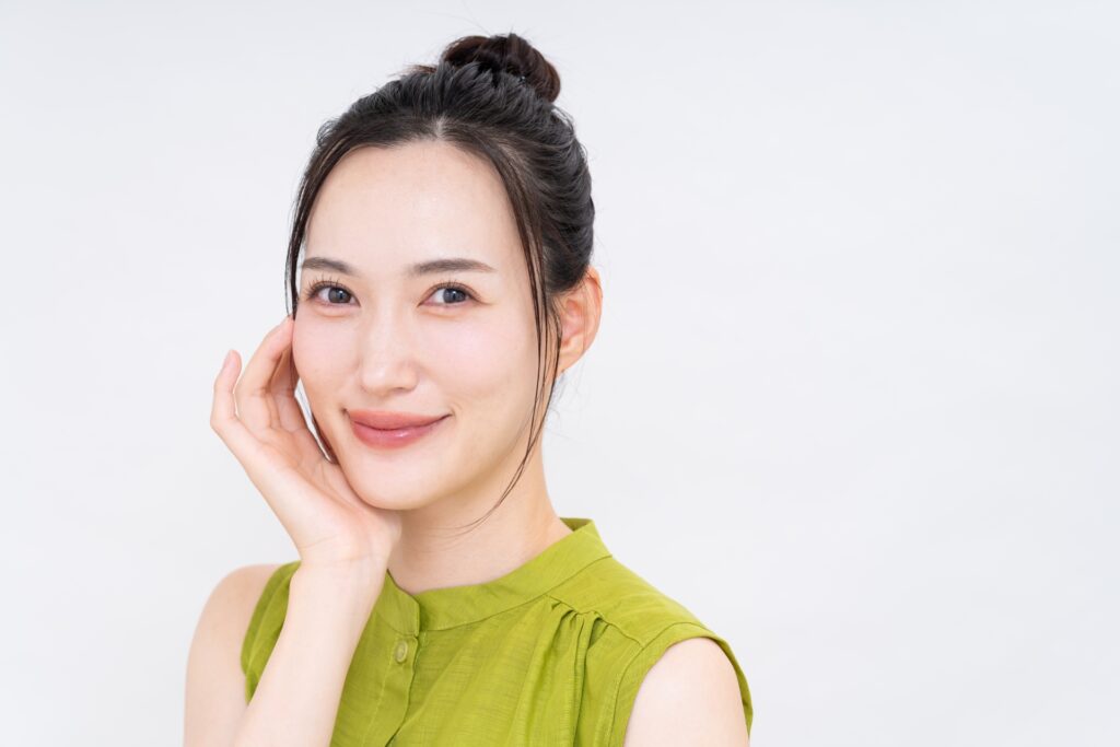 脂性肌（オイリー肌）の正しいスキンケア方法｜テカリ・ベタつきを防ぐ基本ケアのポイント│美容情報サイト Beauty Web(ビューティーウェブ)