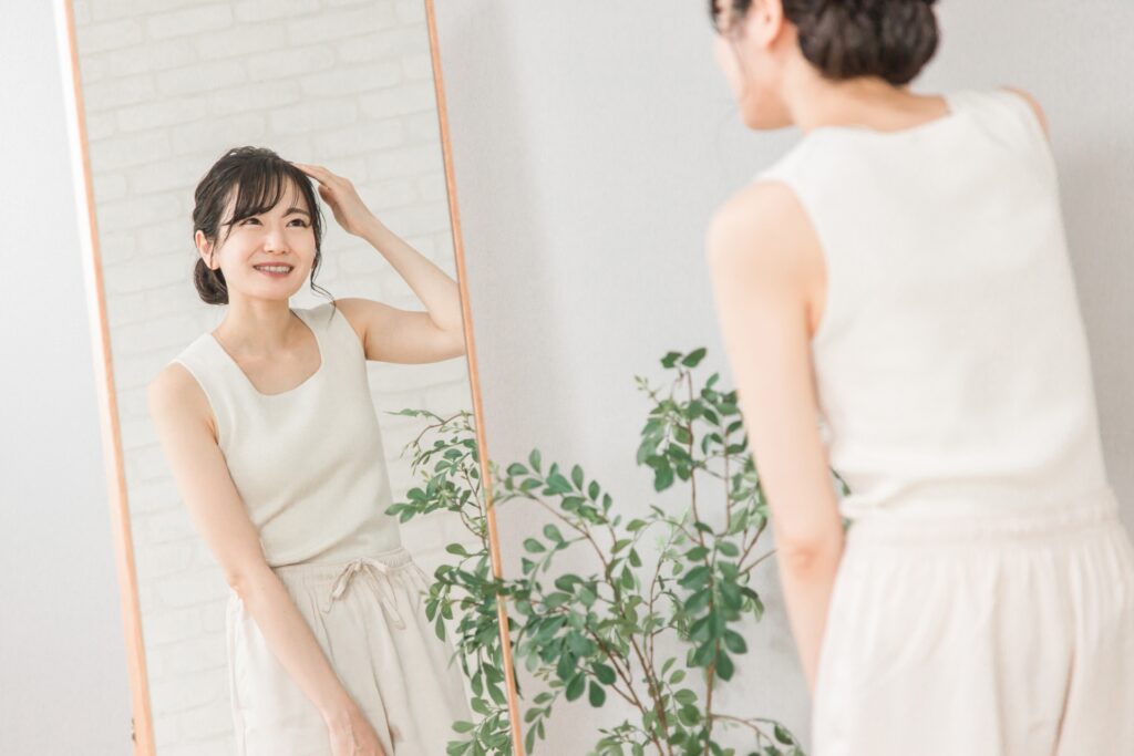 今日からできる静電気防止ヘアケア!おすすめ商品も紹介│美容情報サイト Beauty Web(ビューティーウェブ)