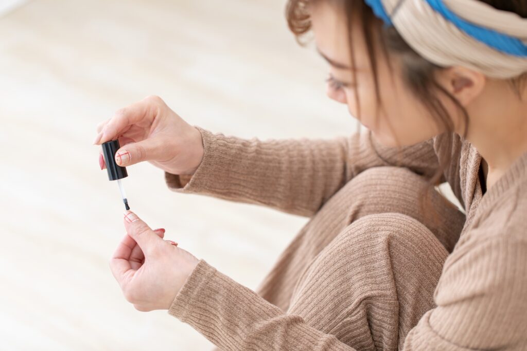 セルフジェルネイル初心者が失敗しないための基礎と実践テクニック│美容情報サイト Beauty Web(ビューティーウェブ)