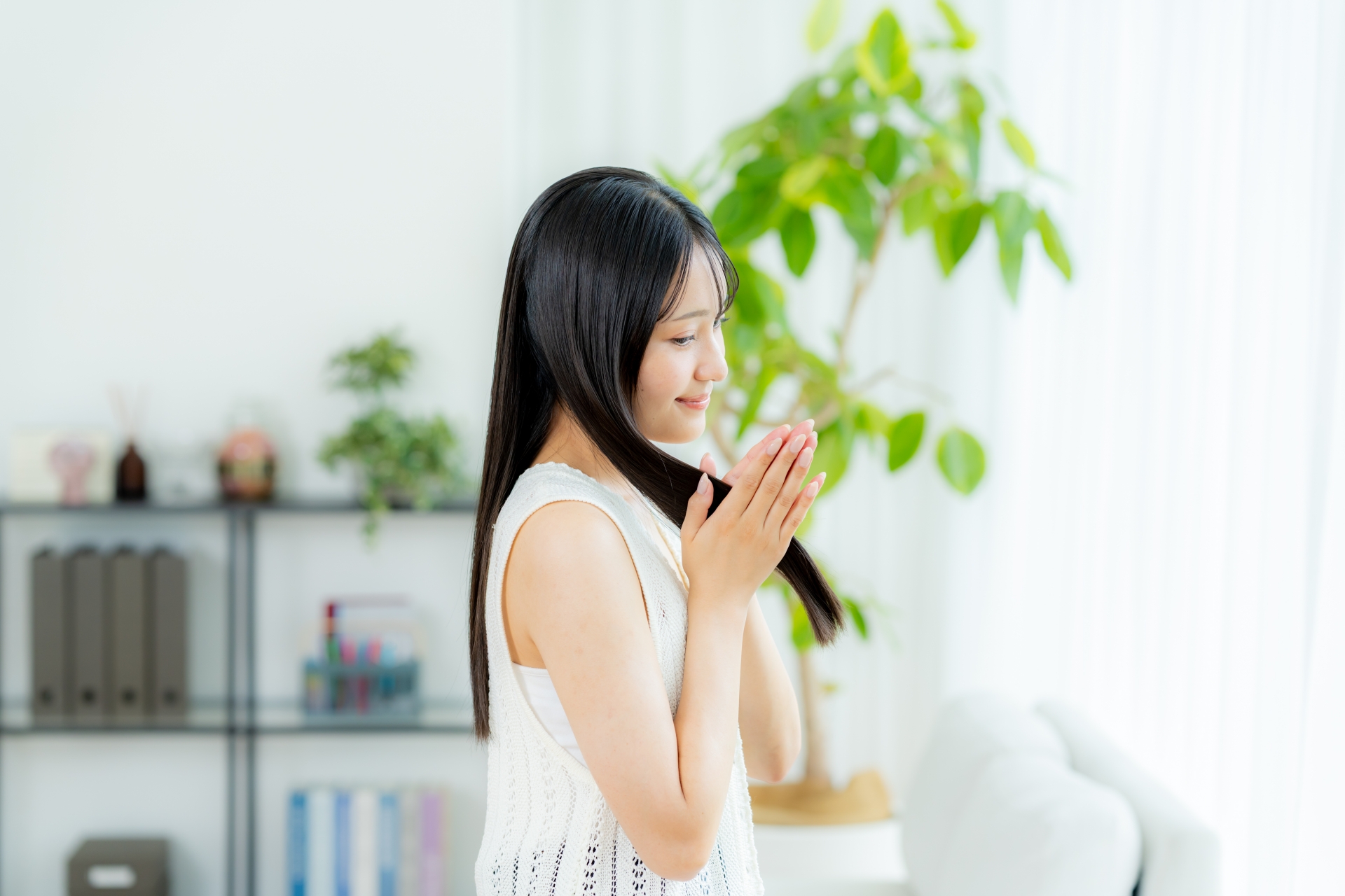 洗い流さないトリートメントの正しい使い方｜美髪を育てる基本ケアガイド│美容情報サイト Beauty Web(ビューティーウェブ)