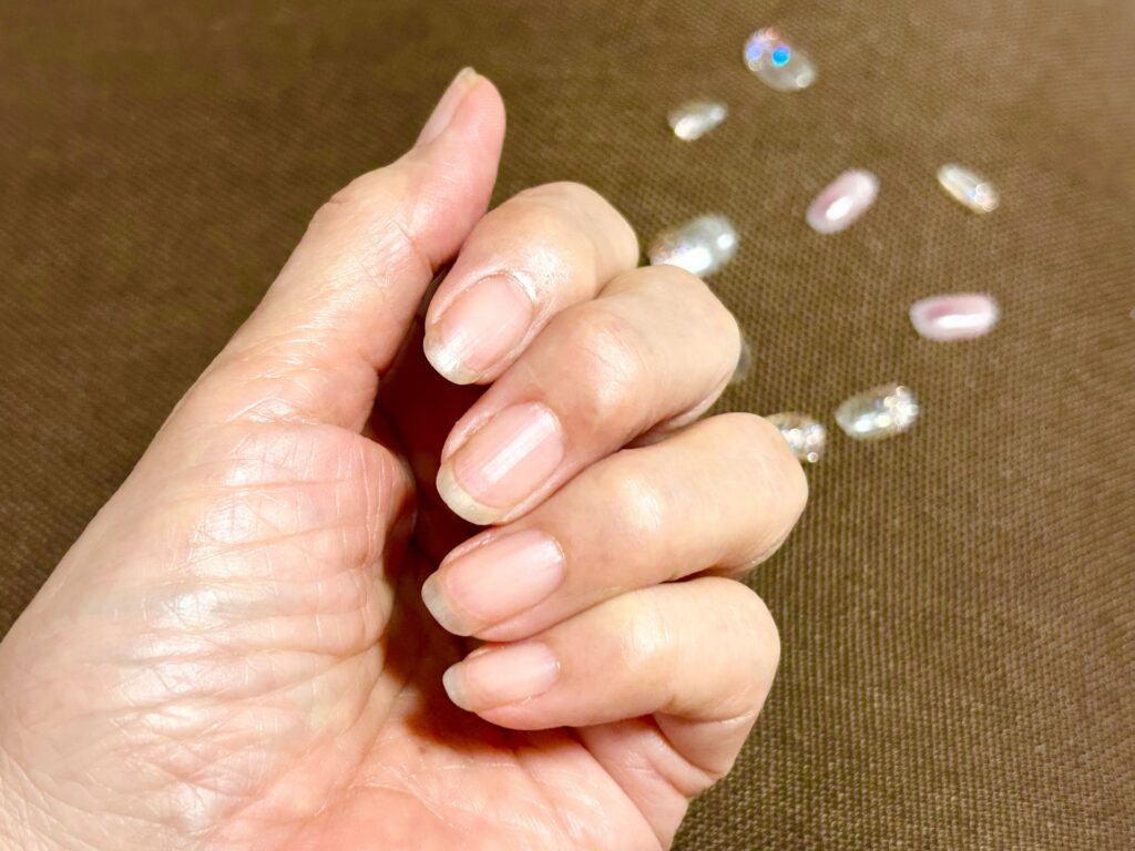 ネイルチップの種類を徹底解説！形・長さ・目的別に失敗しない選び方│美容情報サイト Beauty Web(ビューティーウェブ)