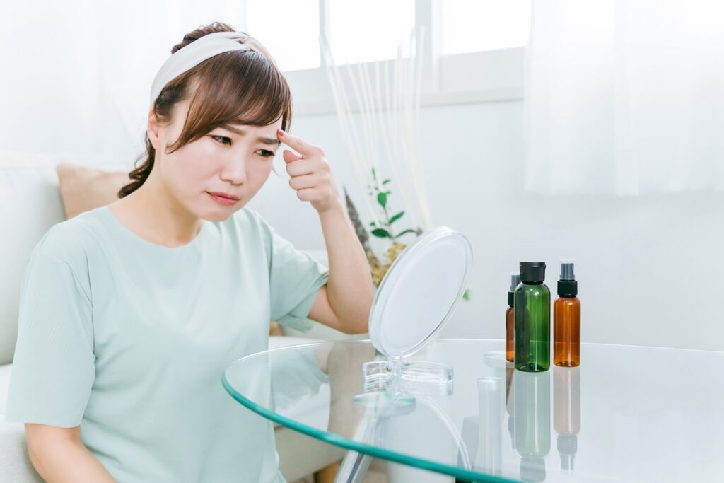 眉毛を自然に濃くする方法｜女性の薄眉の原因と今すぐできる対策を徹底解説│美容情報サイト Beauty Web(ビューティーウェブ)