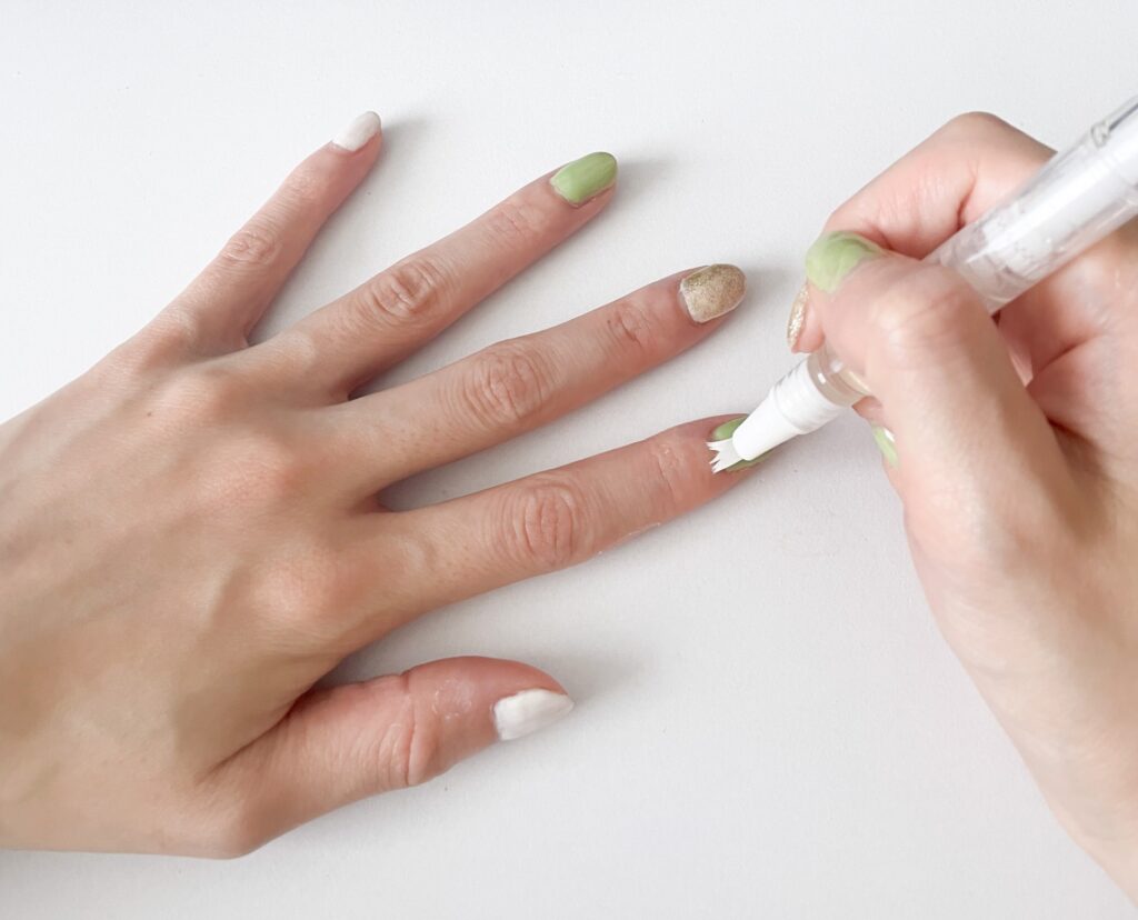 ネイルカラーがくすむ原因とは？発色を取り戻す正しい対処法と予防策│美容情報サイト Beauty Web(ビューティーウェブ)