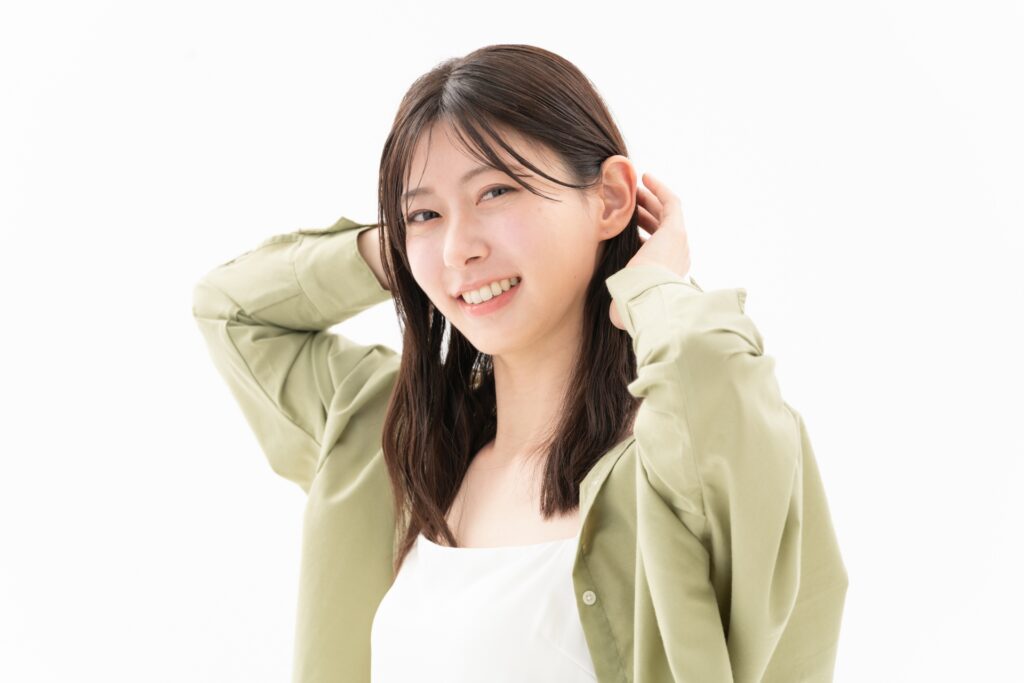 ヘアケアは夜と朝で何が違う？効果・正しい使い分け・NG習慣まで徹底解説│美容情報サイト Beauty Web(ビューティーウェブ)