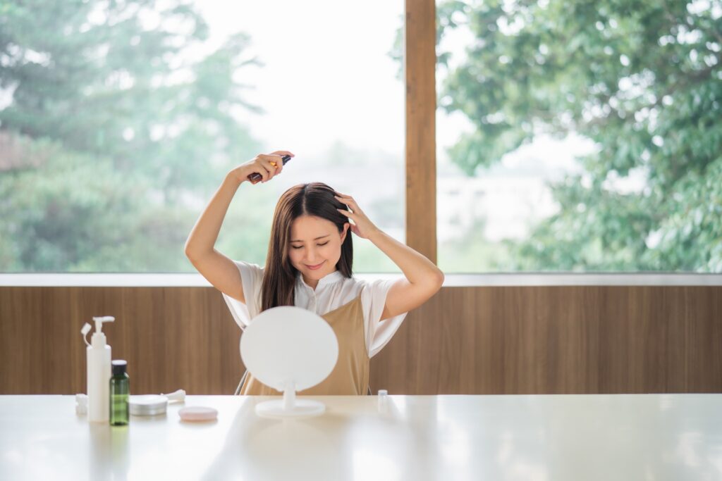 ヘアミスト・ヘアミルク・ヘアオイルの正しい順番とは?効果を最大化する使い方を完全解説│美容情報サイト Beauty Web(ビューティーウェブ)