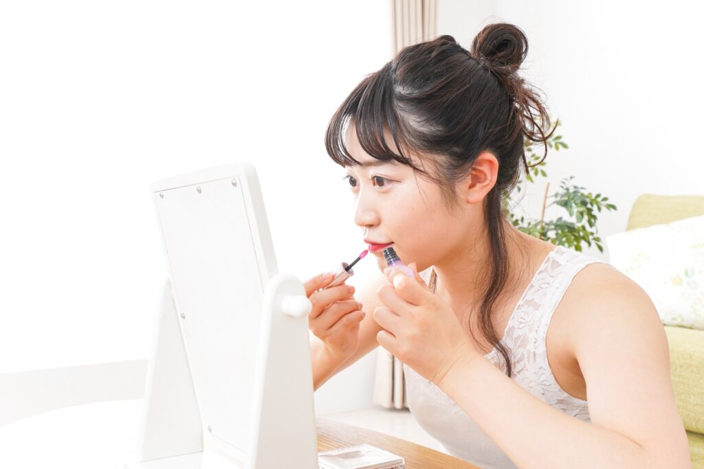 メイクがヨレる原因と対処法を徹底解説！1日崩れないコツも紹介│美容情報サイト Beauty Web(ビューティーウェブ)