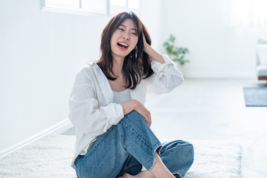 トリートメントを流す時間の目安は？適切な時間と美髪になるコツを解説│美容情報サイト Beauty Web(ビューティーウェブ)