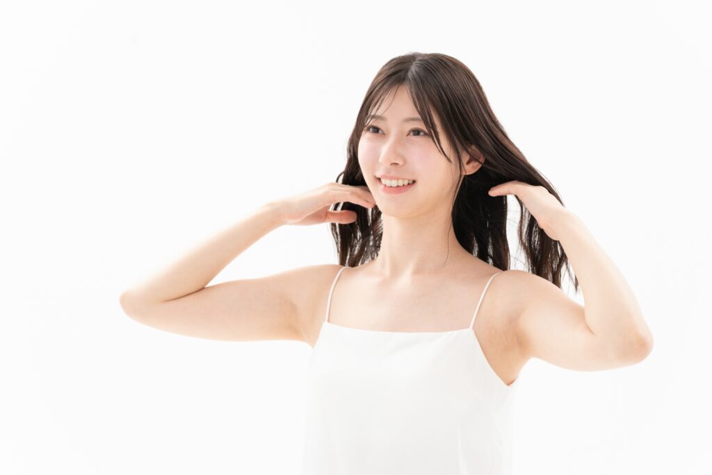 自宅でできる髪質改善方法！20〜40代女性がツヤ髪を叶える正しいヘアケア習慣│美容情報サイト Beauty Web(ビューティーウェブ)