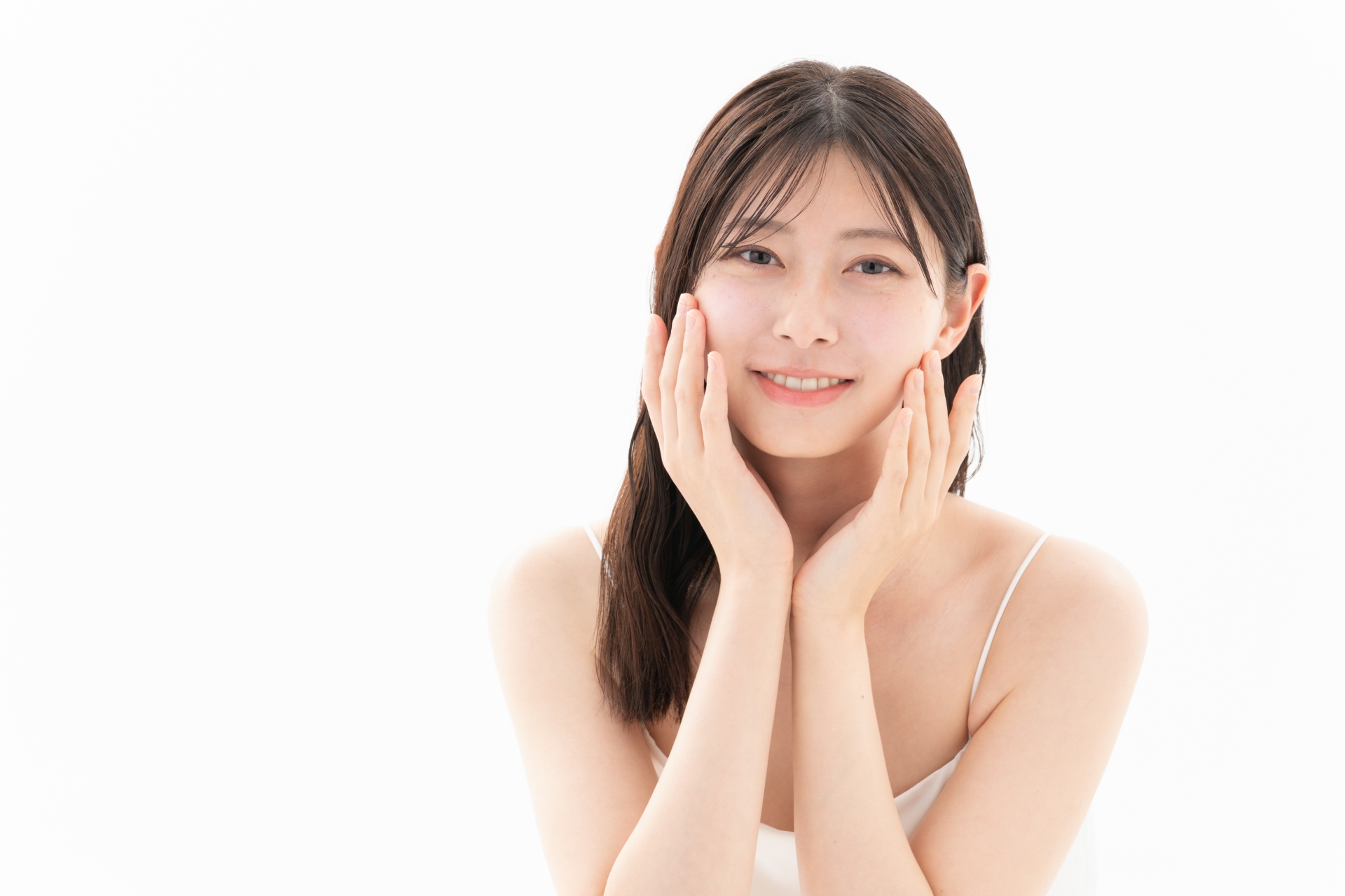 毛穴ケアは夜のルーティンで差がつく！翌朝の肌が変わる正しい習慣│美容情報サイト Beauty Web(ビューティーウェブ)