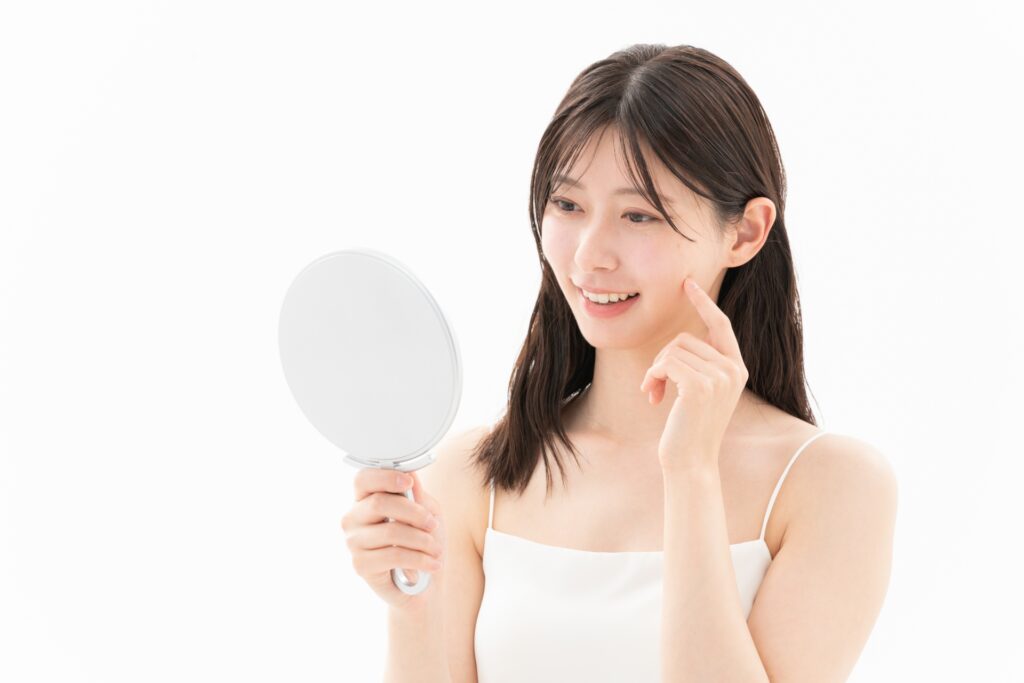 毛穴ケアは夜のルーティンで差がつく！翌朝の肌が変わる正しい習慣│美容情報サイト Beauty Web(ビューティーウェブ)