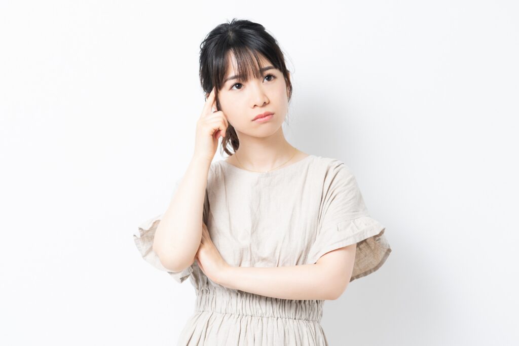 ジェルネイルを綺麗に塗る方法！初心者でもムラなく仕上げるコツ│美容情報サイト Beauty Web(ビューティーウェブ)
