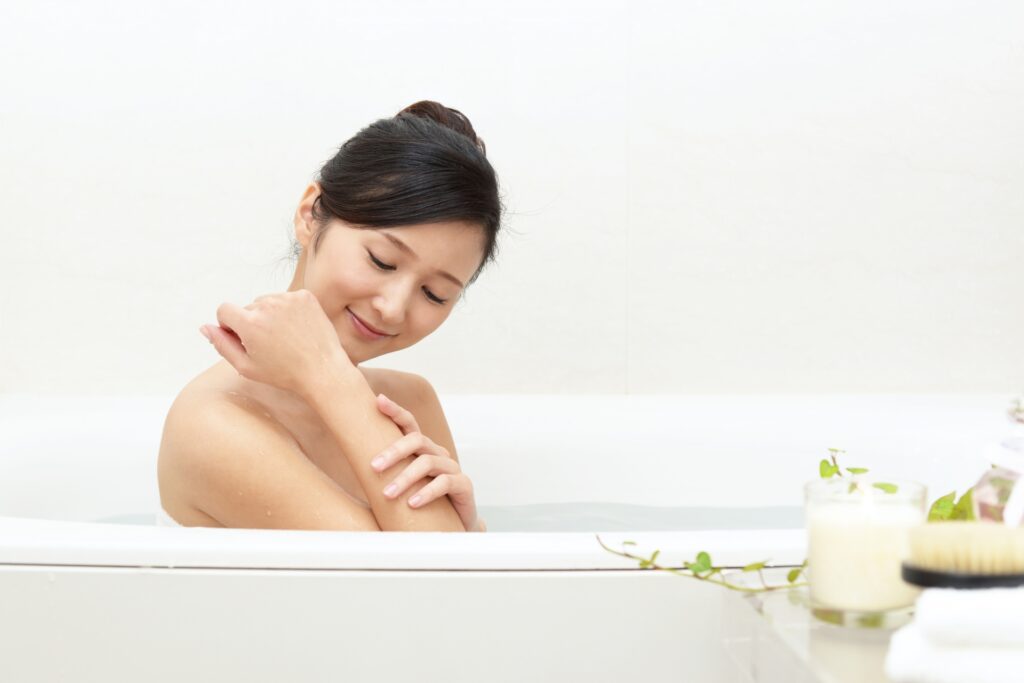 ボディソープで乾燥する原因とは？肌がつっぱる理由と見直したい洗い方│美容情報サイト Beauty Web(ビューティーウェブ)