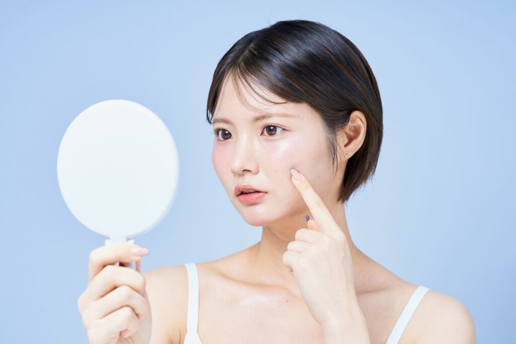保湿しても顔が乾燥するあなたへ｜顔が乾燥する原因とは？│美容情報サイト Beauty Web(ビューティーウェブ)