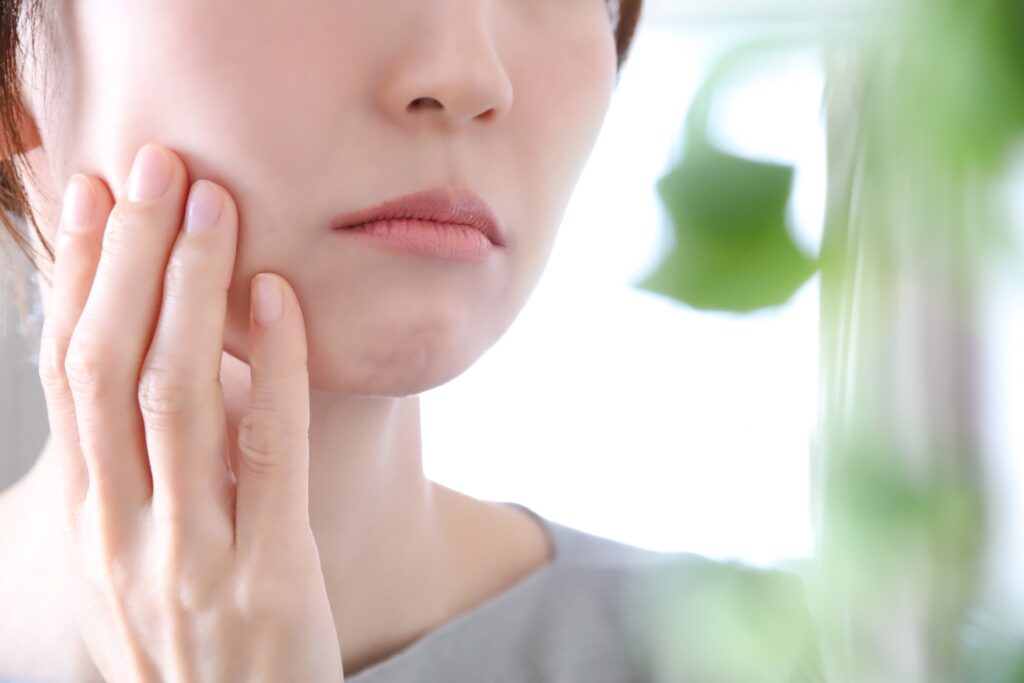 肌に透明感を出す方法は?くすみを防ぐスキンケアと生活習慣│美容情報サイト Beauty Web(ビューティーウェブ)
